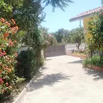 Porto Pino Mimosa Vila
