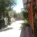 Porto Pino Mimosa Vila *