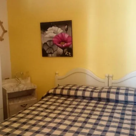 Villa Porto Pino Mimosa