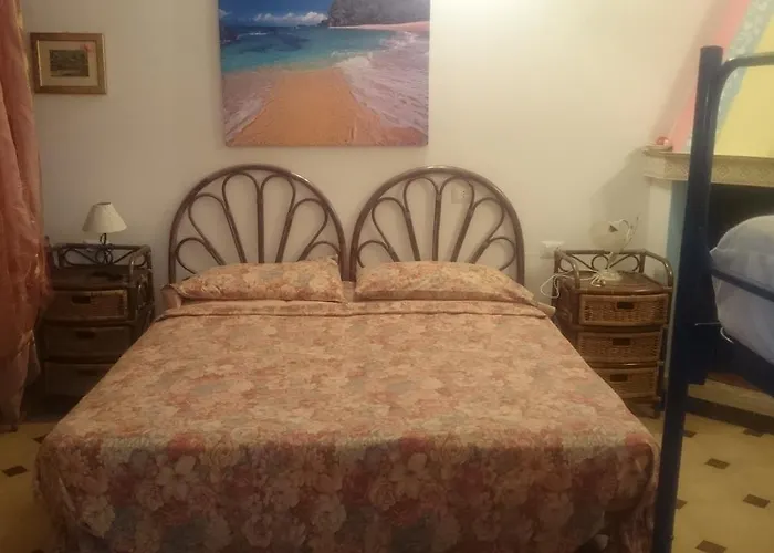 Villa Porto Pino Mimosa *