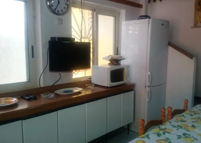 Villa Porto Pino Mimosa *